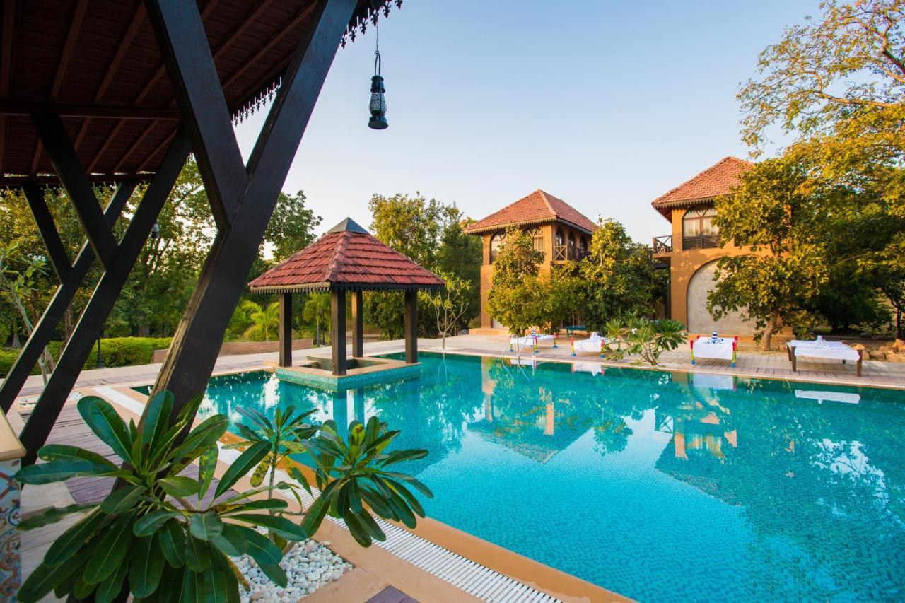 Vannraj Resort And Spa Khawāsa Exterior foto