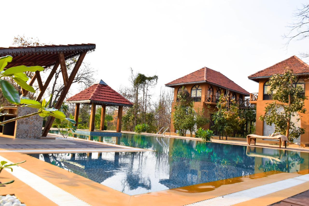 Vannraj Resort And Spa Khawāsa Exterior foto